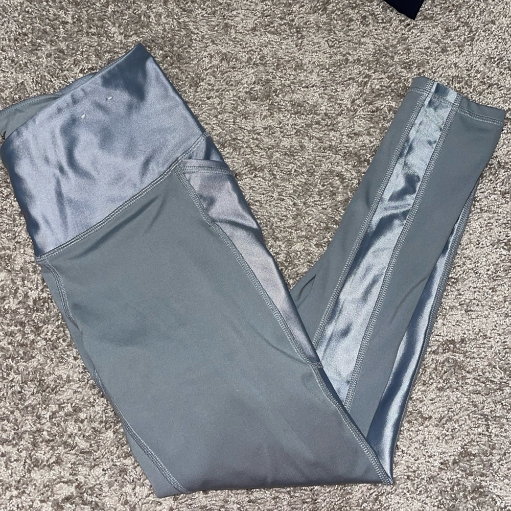 Xersion- 7/8 Ankle Legging- Anti Odor- Size Small